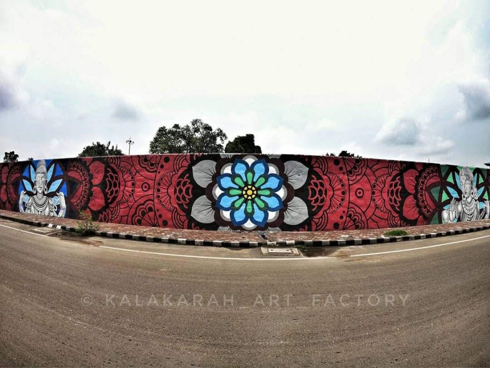 mandala streetart mural painting