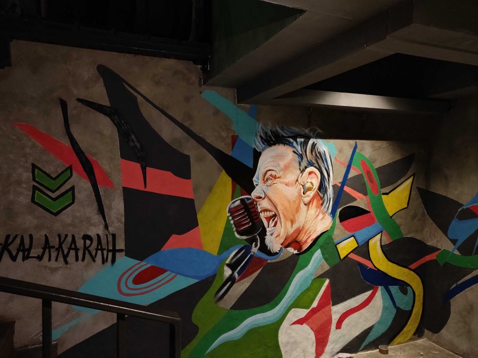 James-Hetfield-India-graffiti