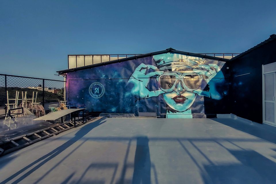 Graffiti_artists_in_Bangalore_india_murals_for_hire