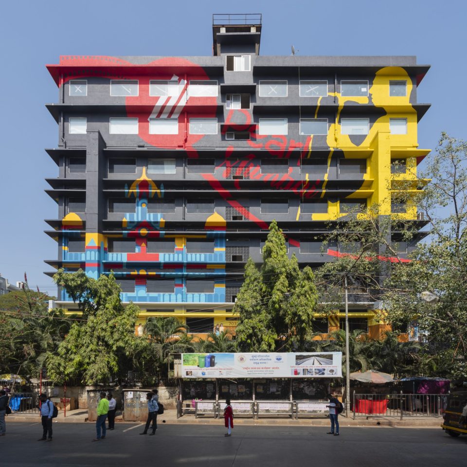 Mumbai theme building mural